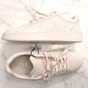 NWT Zara cream leather court shoes clean and classic design size 10